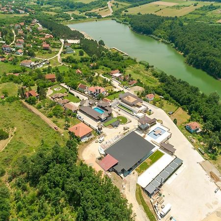 Woodland Resort Крагуевац Экстерьер фото