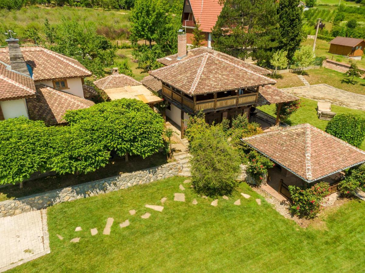 Woodland Resort Крагуевац Экстерьер фото