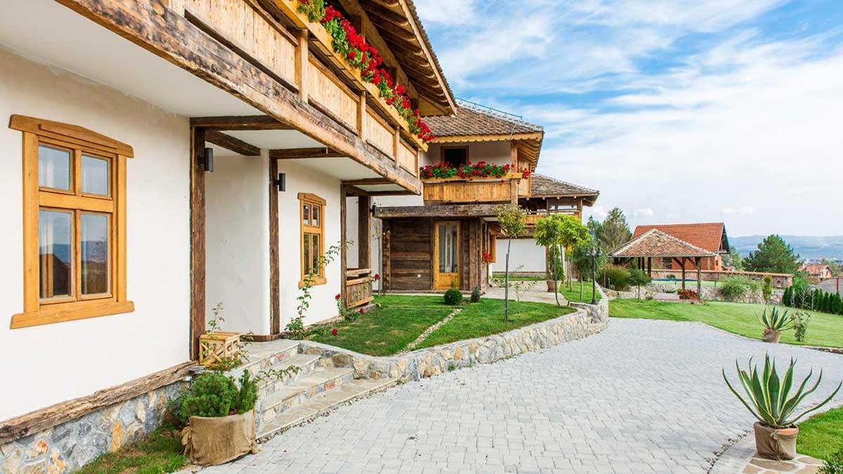Woodland Resort Крагуевац Экстерьер фото